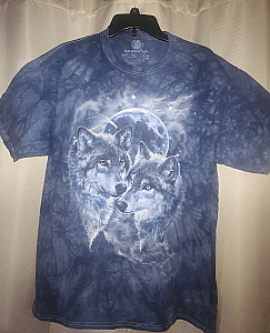 The Mountain Wolf Pair Moon T-Shirt New (Lg) 